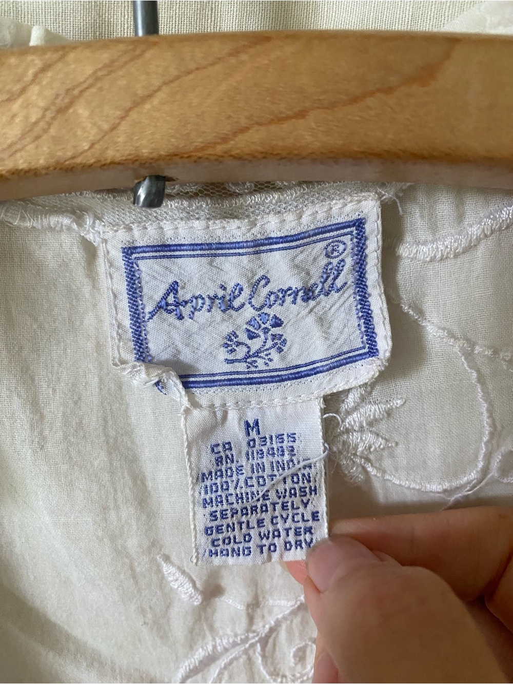April Cornell White Floral Embroidered Ruffle-Trim Blouse - Medium - Picture 2 of 9